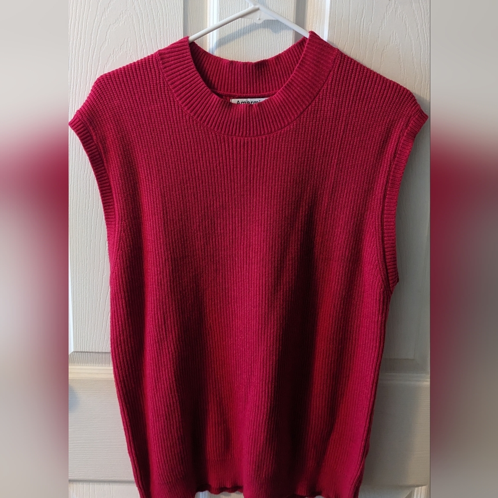 🌸 4/$10 Fuschia Pink Sweater Vest